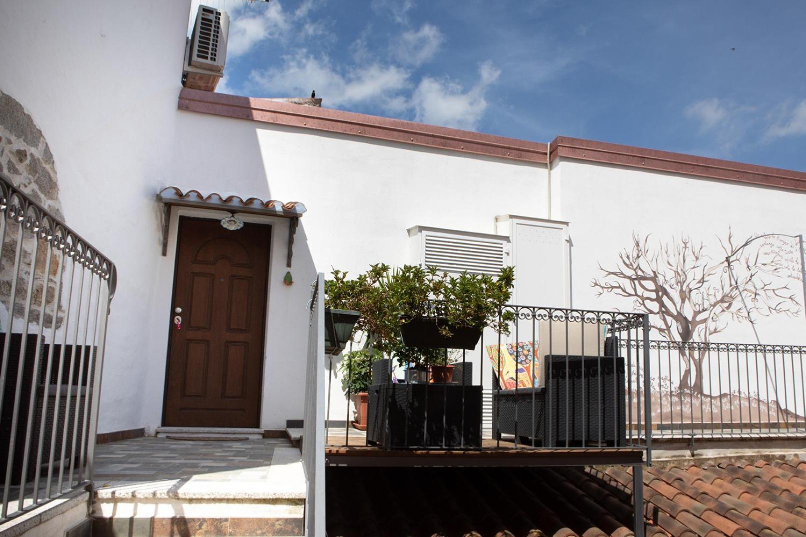 La Casa Del Corso Bed & Breakfast Orgosolo Dış mekan fotoğraf